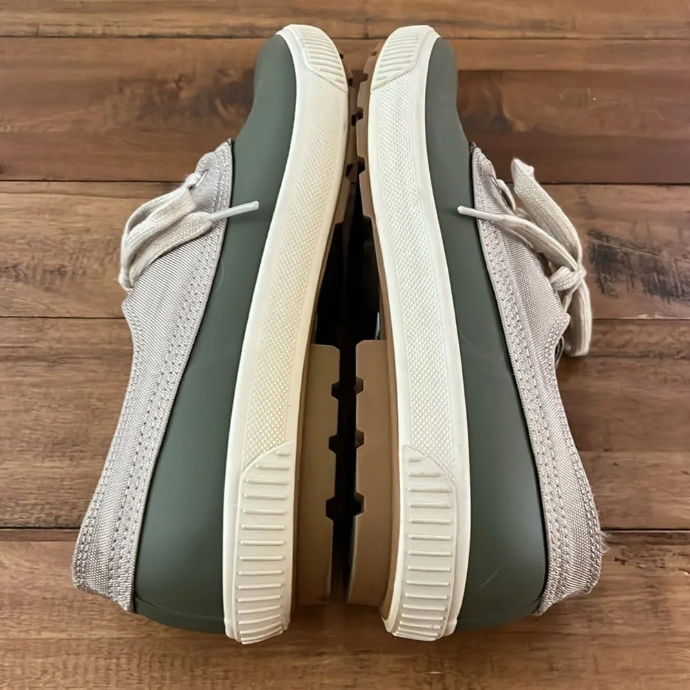 Cougar Green /Camel Lace Up Dash Duck Sneaker Size 10